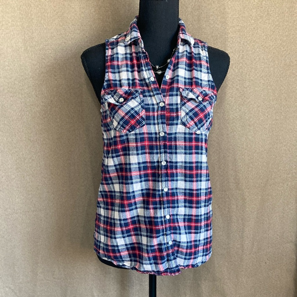 Mudd Plaid Sleeveless Button-Up Top Size S